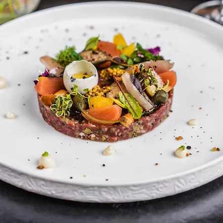 维尼亚夫斯基酒店 3*