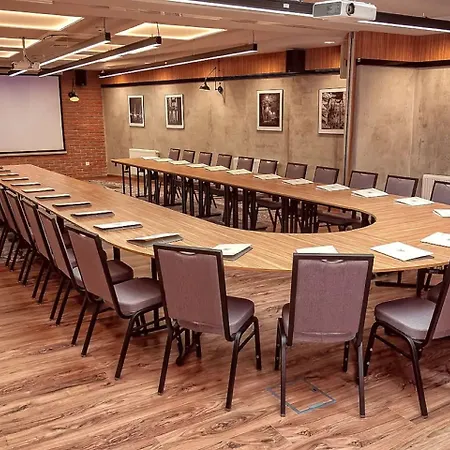 酒店 维尼亚夫斯基酒店 3*